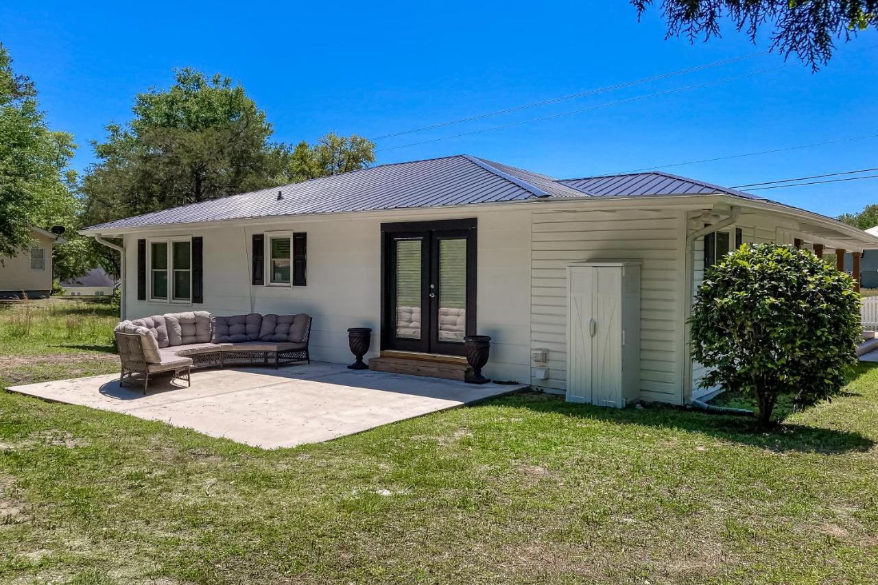 Little River Waterway Cottage Retreat Exterior photo